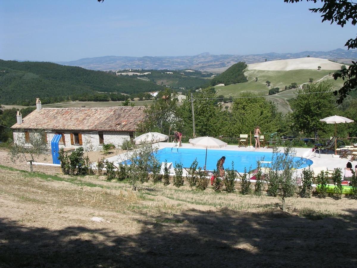 Agriturismo Girolomoni - Locanda Isola del Piano Eksteriør billede