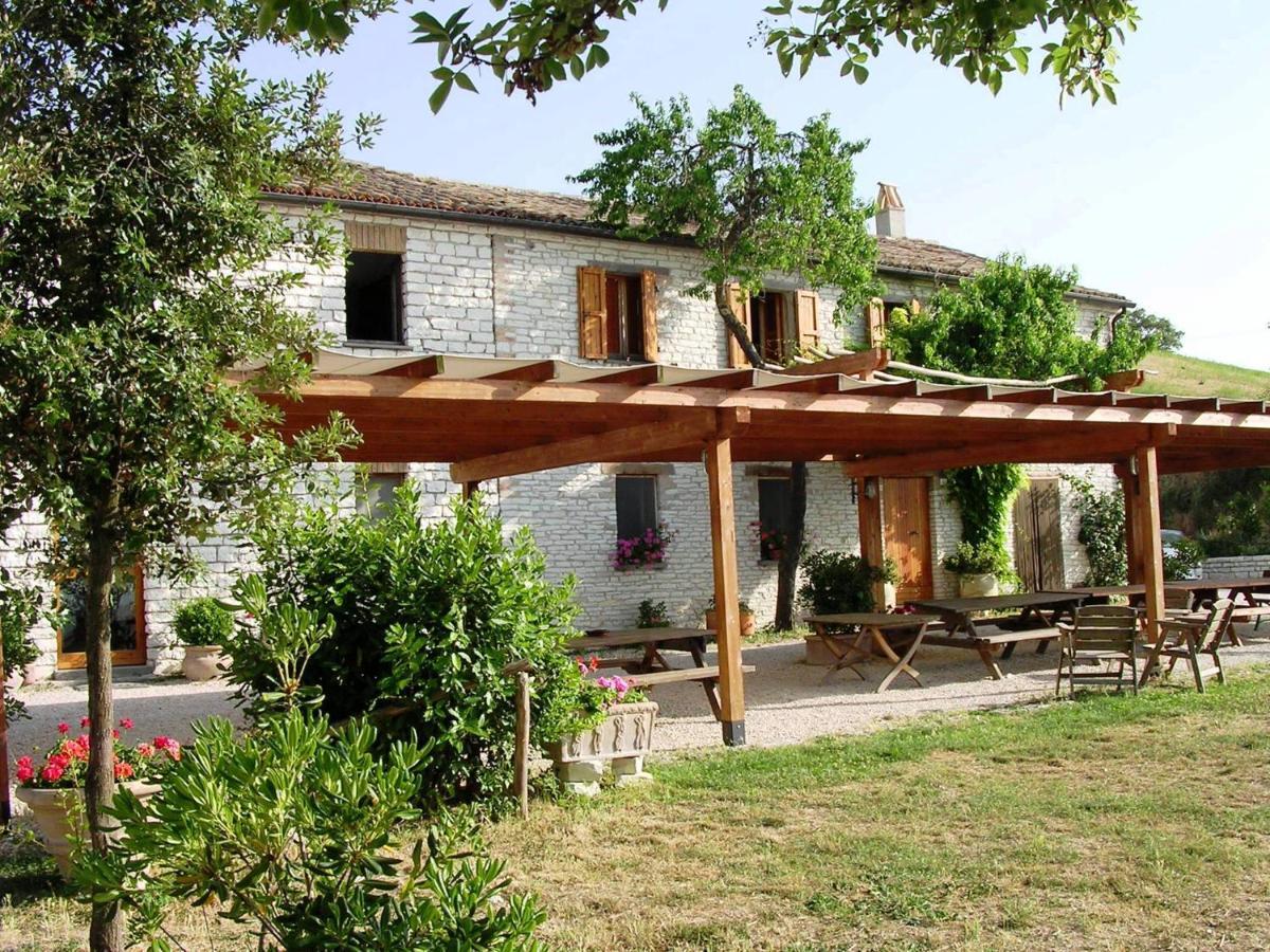 Agriturismo Girolomoni - Locanda Isola del Piano Eksteriør billede